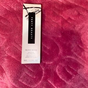 Fenty Beauty Gloss Bomb In Shade ‘Fu$$y’